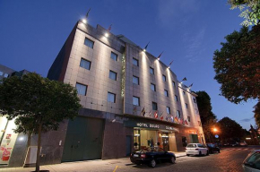 Отель Hotel Douro  Atiães